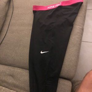 Nike dry fit women’s yoga pant
